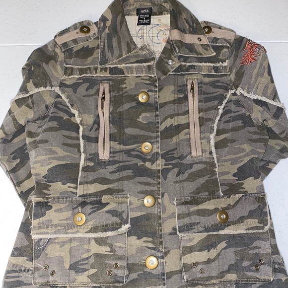 Aziz Embroidered Camo Jacket - Picture 2 of 5